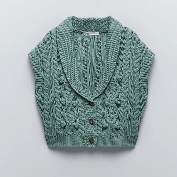 Zara cable knit vest with jewel buttons - Picture 7 of 10